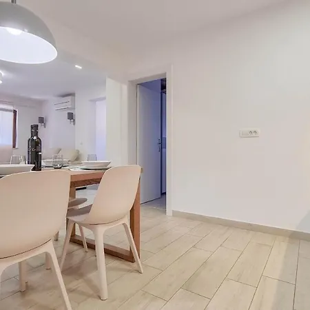 Apartamento Doris Two *